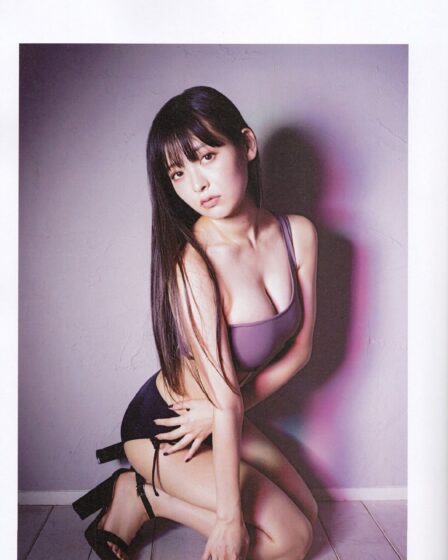 This is the sample picture from Sumire Uesaka｜上坂すみれ - Sumireiro post. Click here to see image full size.