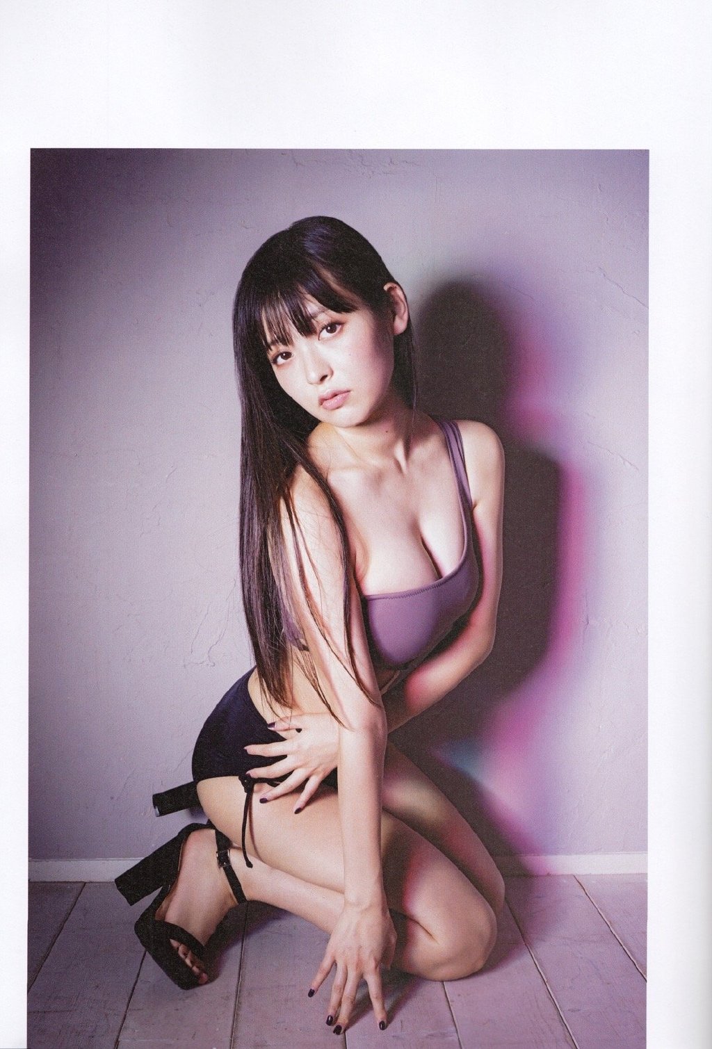 This is the sample picture from Sumire Uesaka｜上坂すみれ - Sumireiro post. Click here to see image full size.