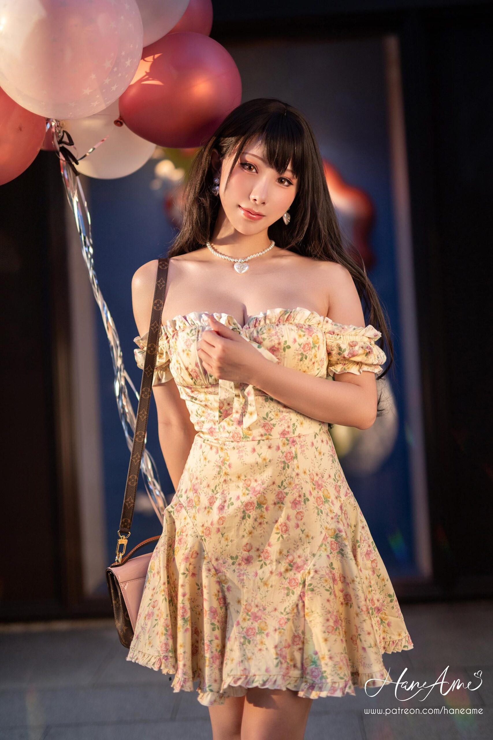 This is the sample picture from HaneAme雨波 - Balloon post. Click here to see image full size.