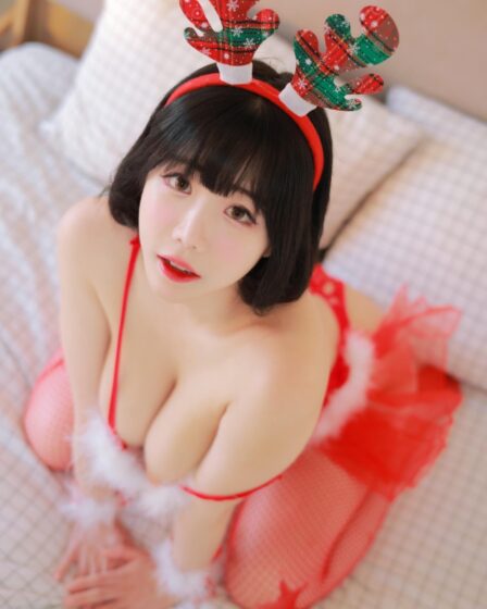 This is the sample picture from Addielyn｜에디린 - Xmas post. Click here to see image full size.